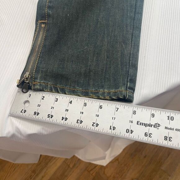 Demolition Destroyed Distressed Men’s Denim Jeans Size 38 X 33 - Picture 7 of 11